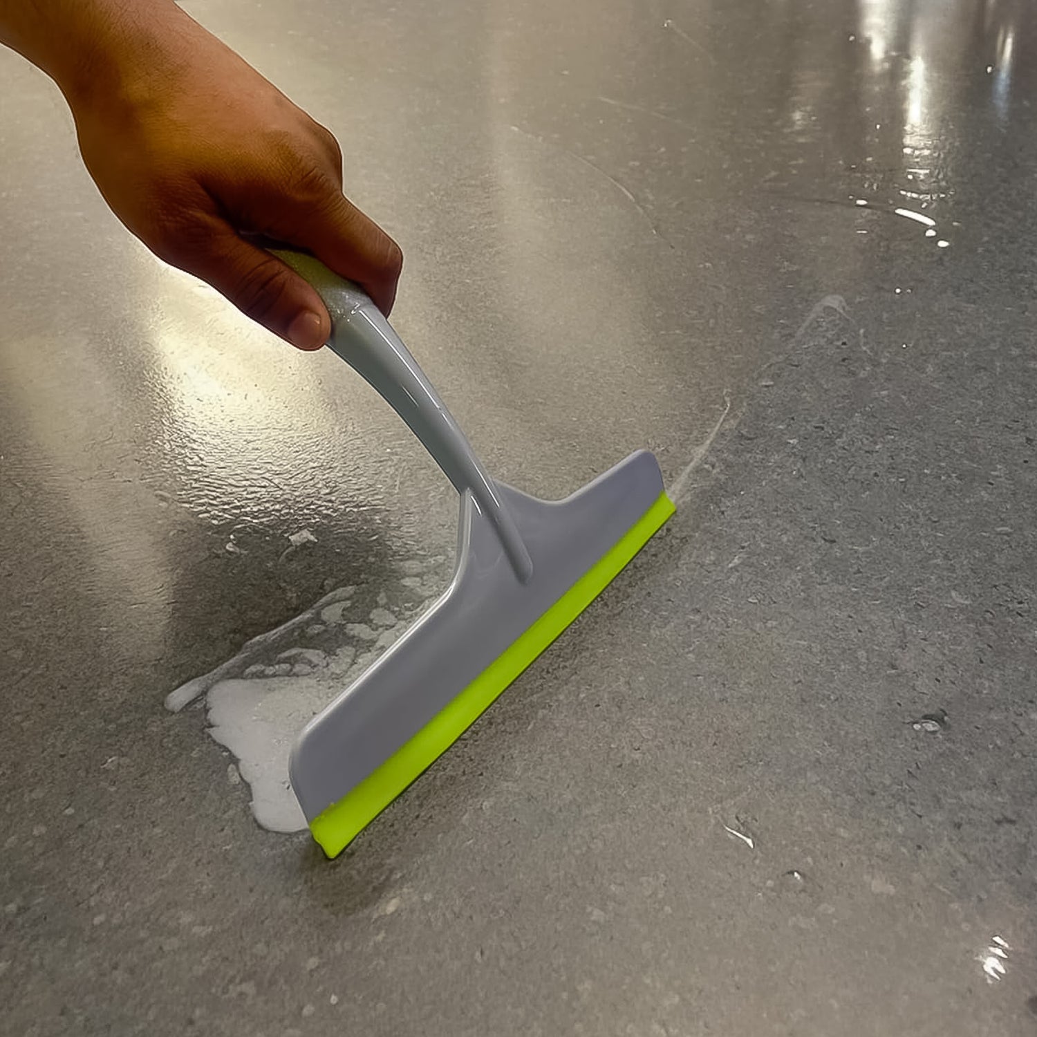 Plastic Kitchen Wiper (Grey  1 Pc) Plastic Kitchen Wiper (Grey  1 Pc)
